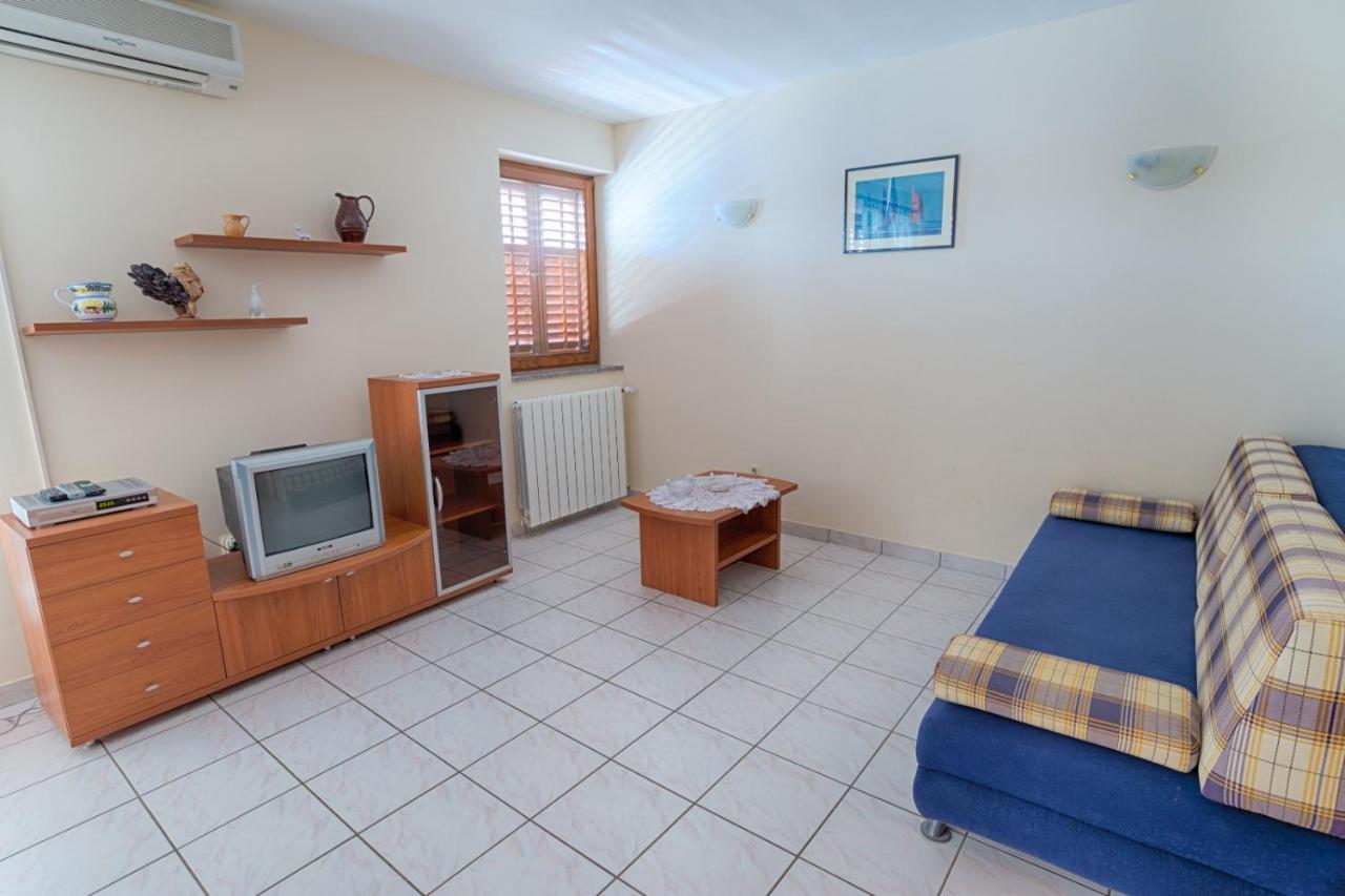 Appartement Arka à Stara Novalja Extérieur photo